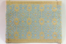 Load image into Gallery viewer, Cubre Bocas Artesanales - Flores