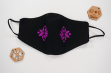 Cargar imagen en el visor de la galería, Máscaras hechas a mano - Khoti (negro)