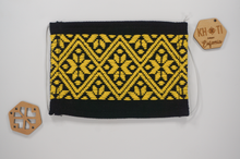 Cargar imagen en el visor de la galería, Handmade Masks - Square (Black)