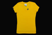 Cargar imagen en el visor de la galería, Playera cuello en V - Amarilla