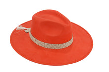 Cargar imagen en el visor de la galería, Sombrero Fedora - Rojo de Gamuza