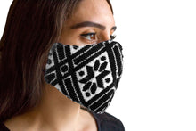 Load image into Gallery viewer, Cubrebocas Modelo 2 Lisos