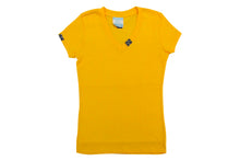 Cargar imagen en el visor de la galería, Playera cuello en V - Amarilla